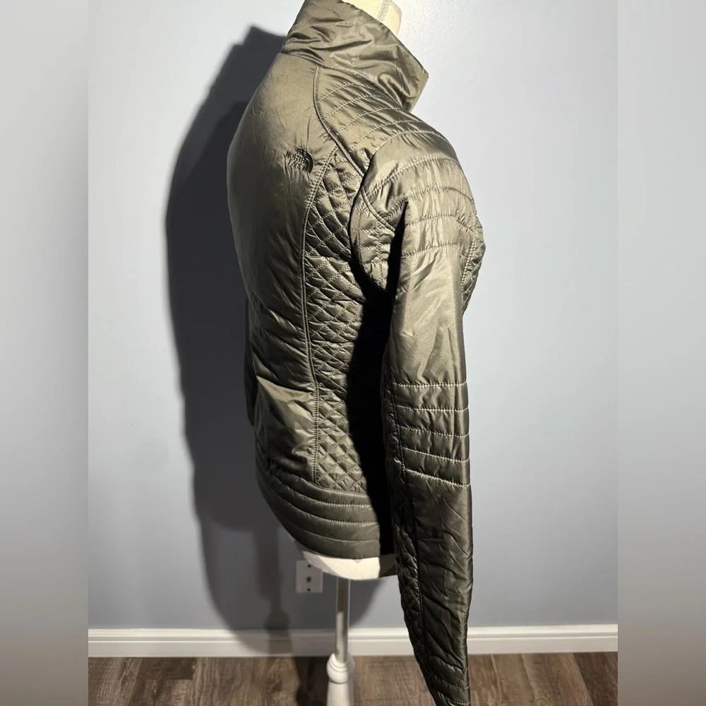 The North Face Women's Puffer Jacket - Olive